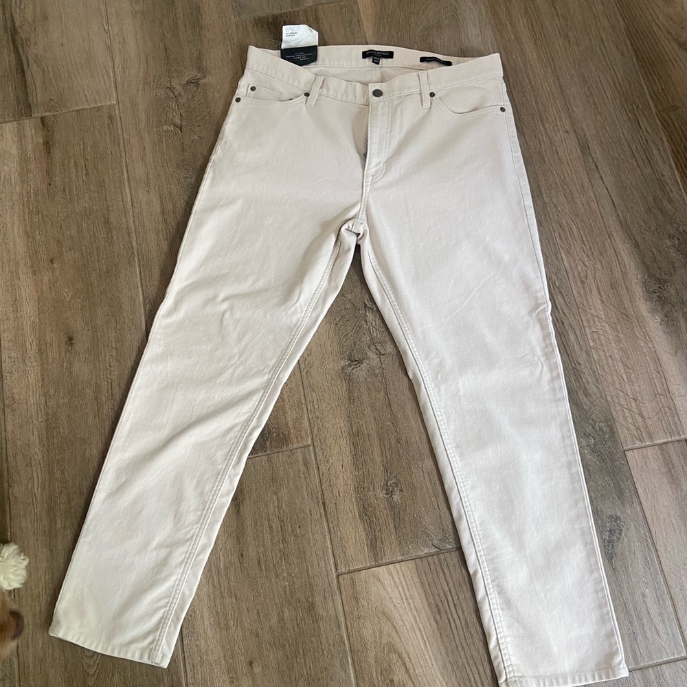 Light Khaki Men’s Traveler Pant